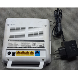 Zyxel EMG3525-T50C